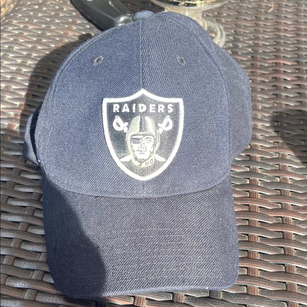 Oakland Raiders adjustable cap